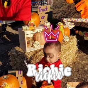 Meet your Posher, Alexandra